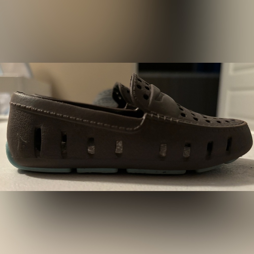 Floafer Brown with teal bottom
